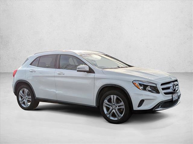 Used 2015 Mercedes-Benz GLA 250 4MATIC image 3