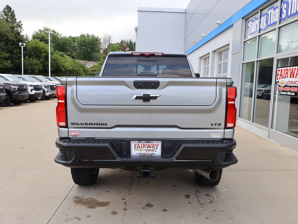 New 2026 Chevrolet Silverado 3500 LTZ w/ LTZ Plus Package AWD/4WD image 9