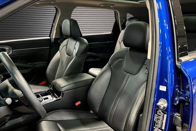 Used 2023 Kia Sorento SX FWD image 17