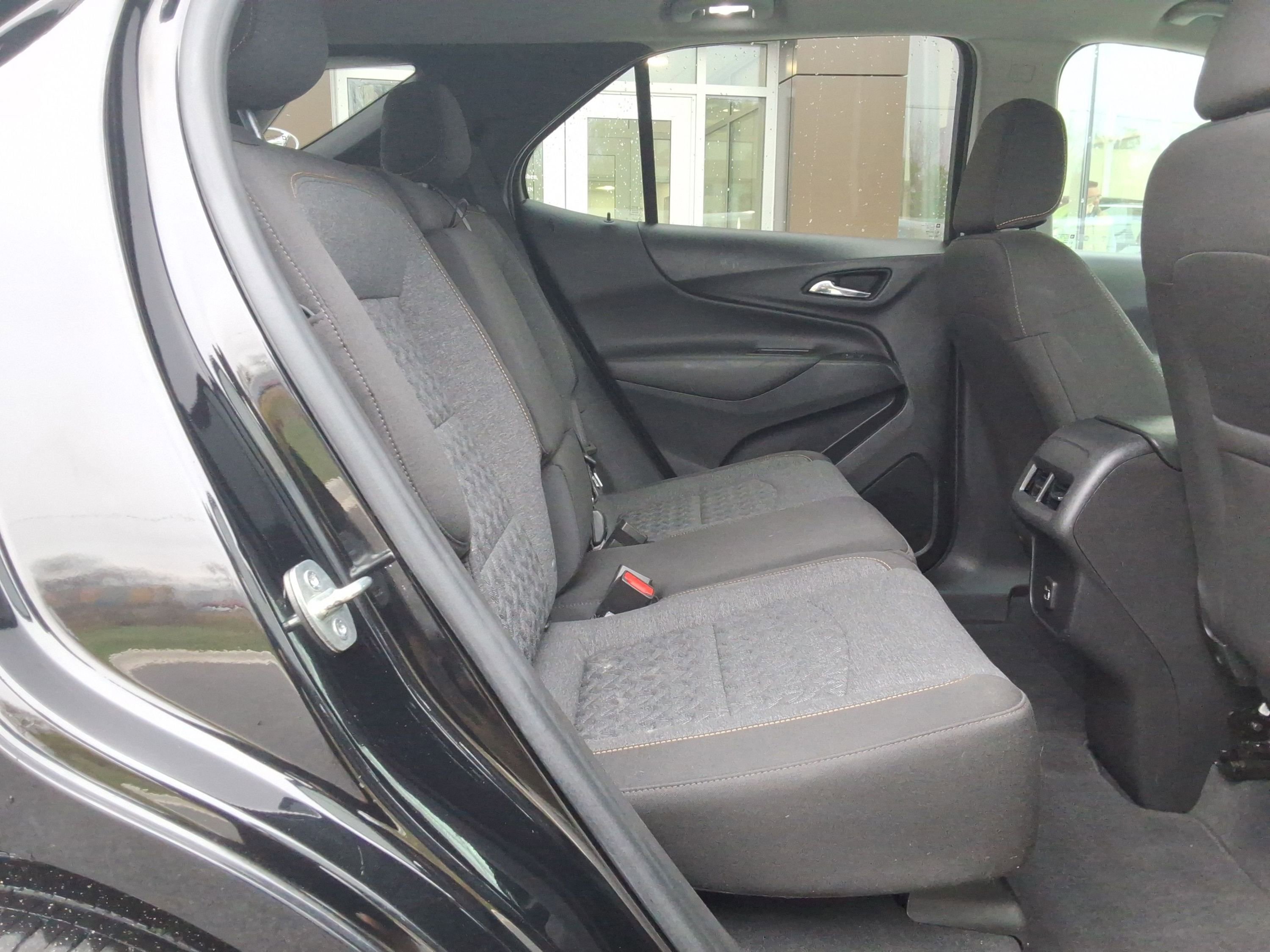 Used 2023 Chevrolet Equinox LT image 33