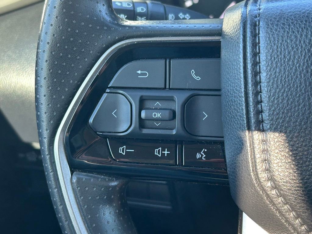Used 2023 Toyota Tundra SR5 w/ SR5 Convenience Package AWD/4WD image 33