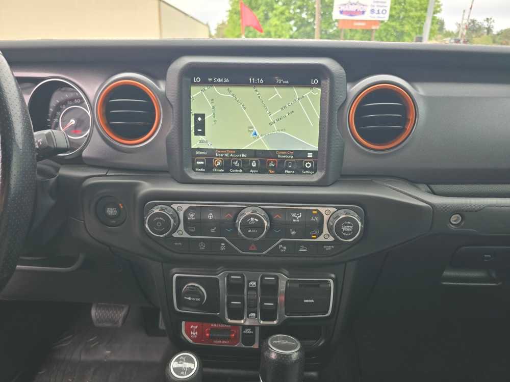 Used 2020 Jeep Gladiator Mojave AWD/4WD image 12