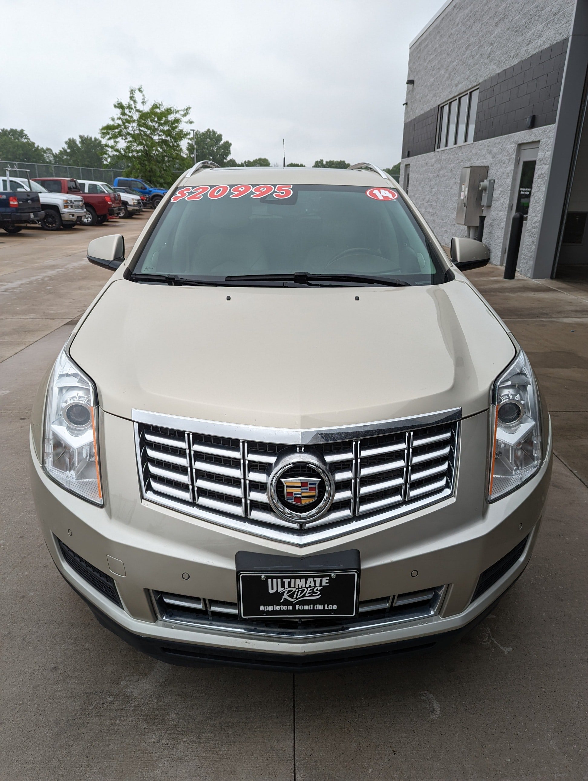Used 2014 Cadillac SRX Luxury w/ Driver Awareness Package FWD image 10