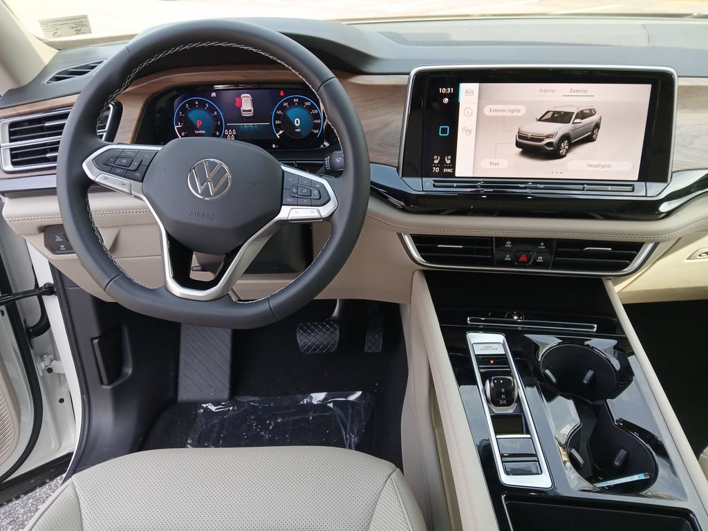 New 2026 Volkswagen Atlas SE FWD image 13