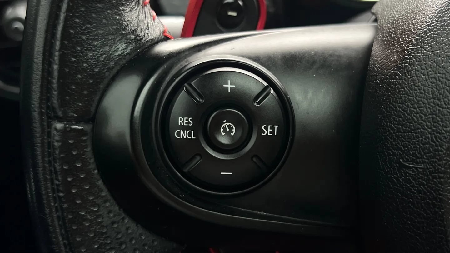 Used 2019 MINI Cooper S FWD image 29