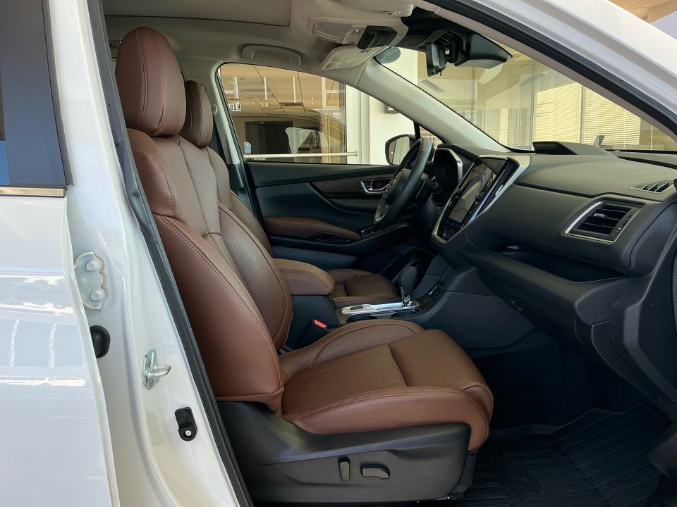 Used 2024 Subaru Ascent Touring w/ Popular Package #2 image 31