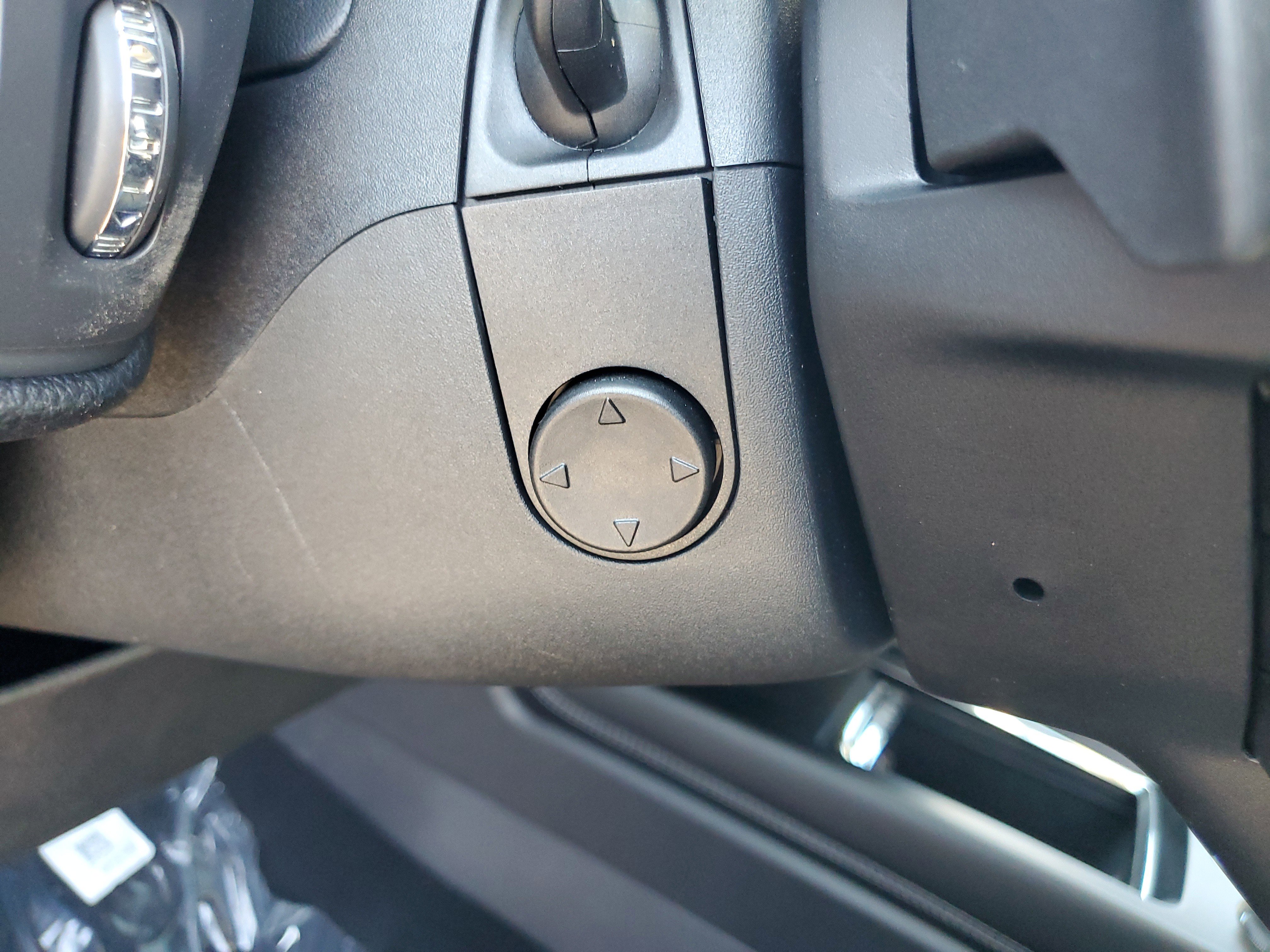 New 2025 Lincoln Corsair Reserve w/ Equipment Group 202A image 15