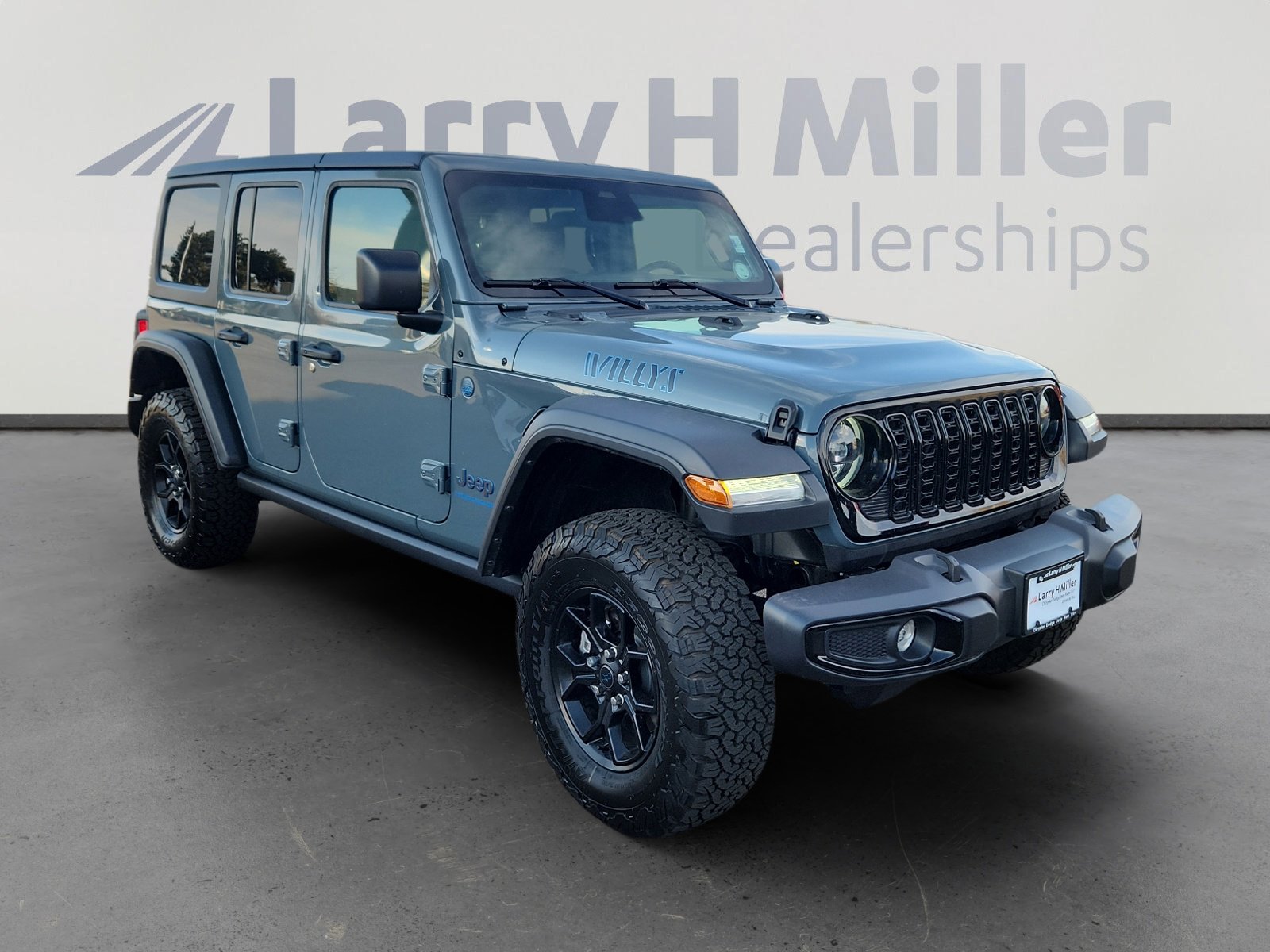 Used 2025 Jeep Wrangler Willys image 8