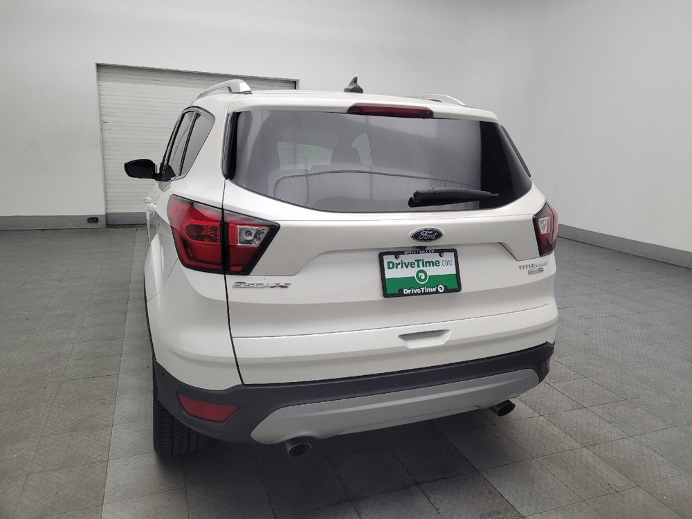 Used 2019 Ford Escape Titanium image 6