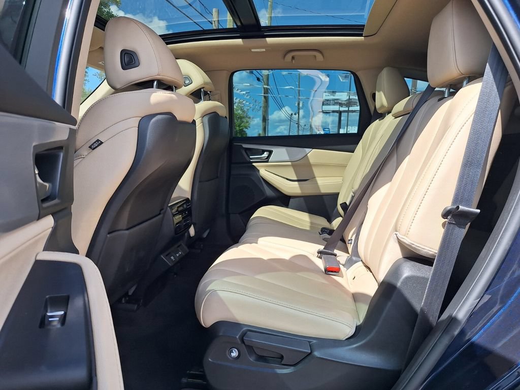 Used 2024 Acura MDX SH-AWD image 13
