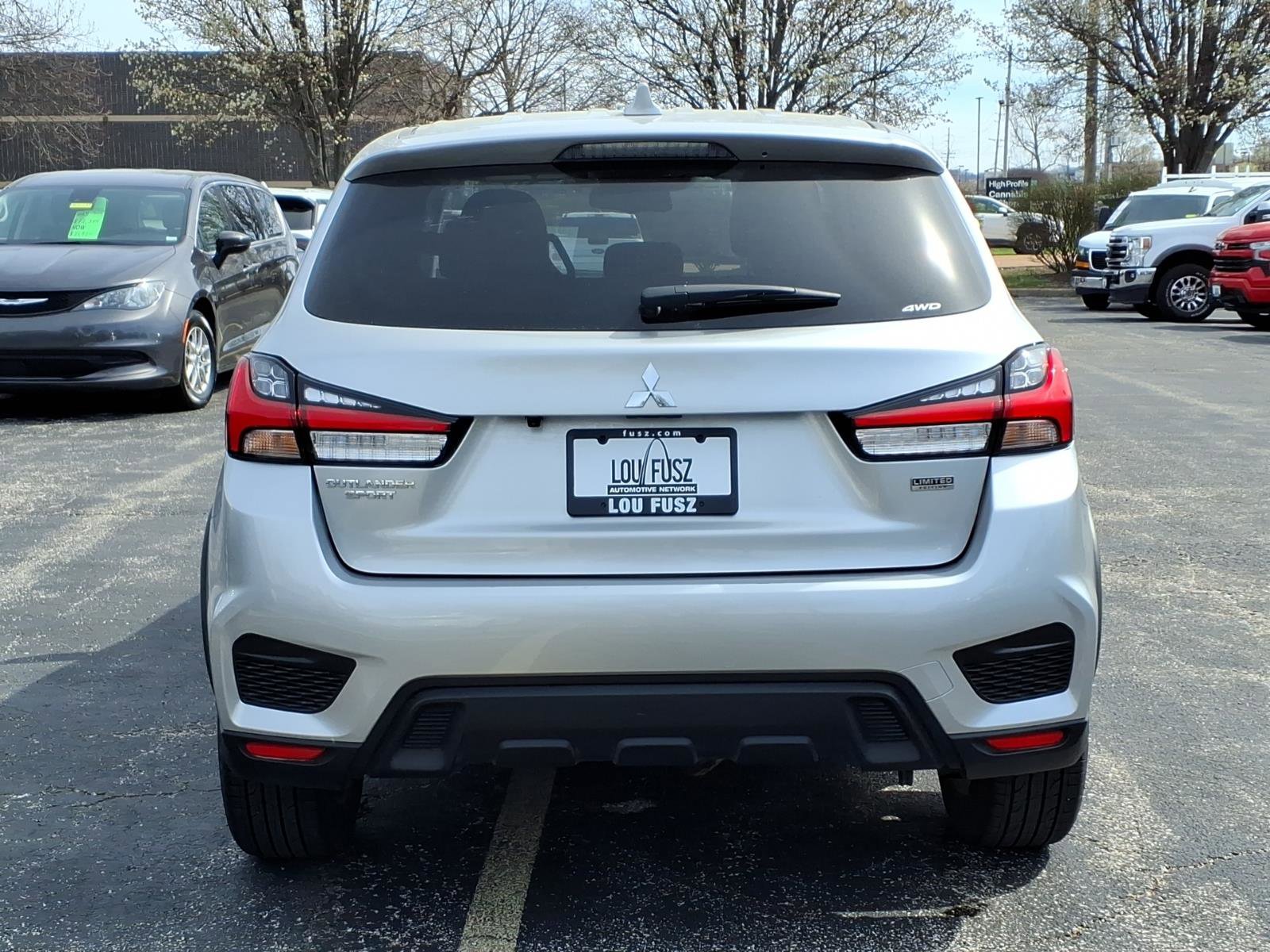 Used 2025 Mitsubishi Outlander Sport LE AWD/4WD image 30