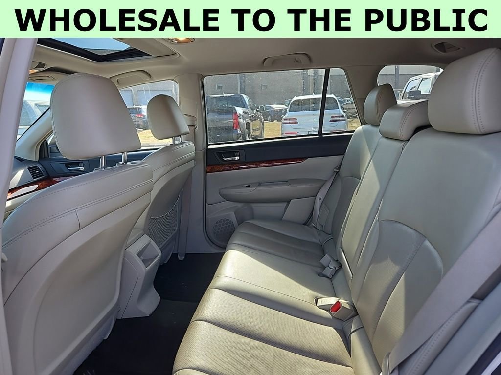 Used 2011 Subaru Outback 2.5i Limited image 14