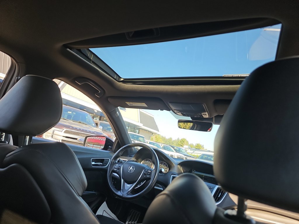 Used 2018 Acura TLX w/ Technology & A-SPEC Package AWD/4WD image 37