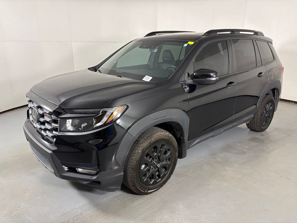 Used 2023 Honda Passport TrailSport image 5