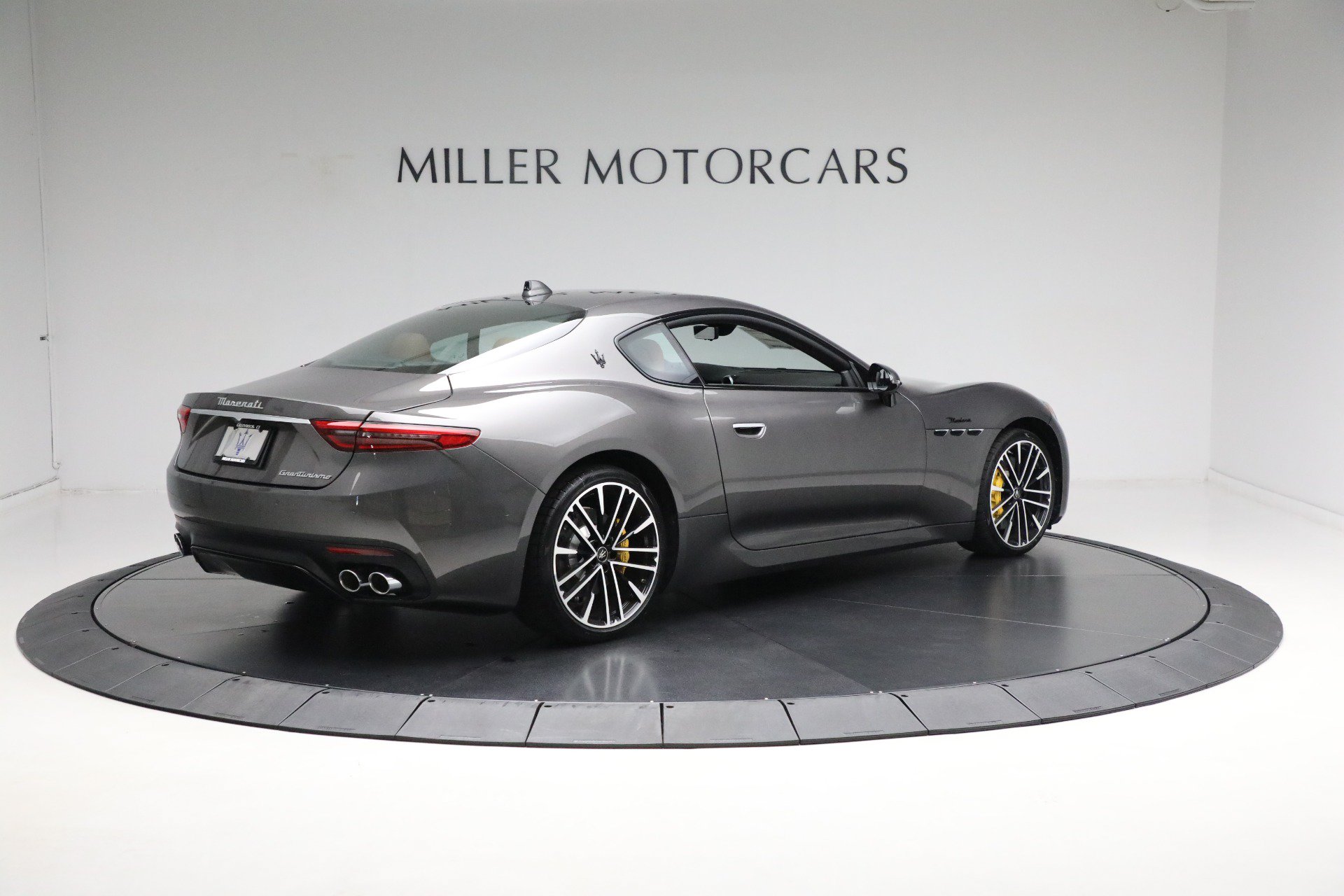 Certified 2024 Maserati GranTurismo Modena AWD/4WD image 11