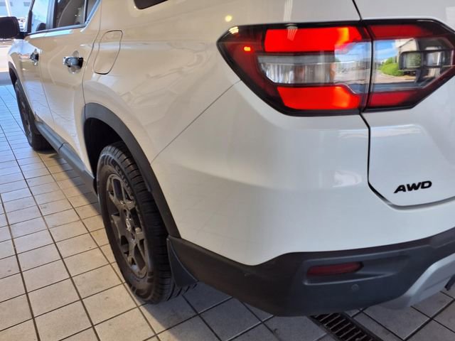 Used 2024 Honda Pilot TrailSport image 21
