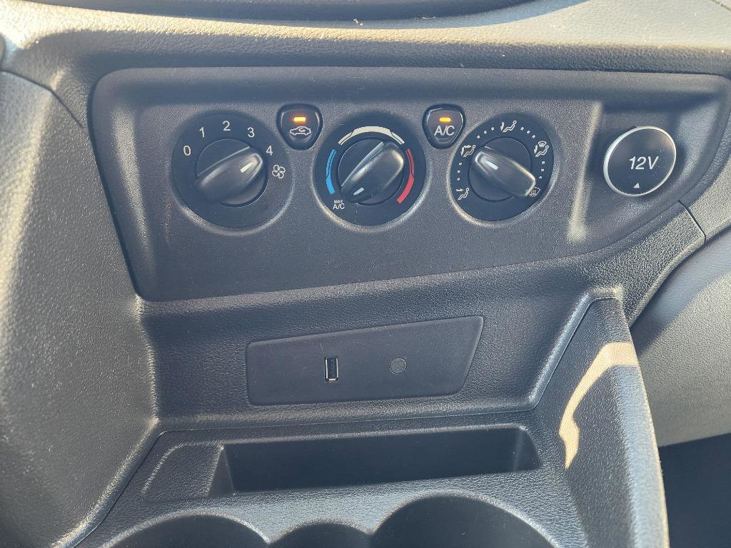 Used 2018 Ford Transit 150 XL image 21