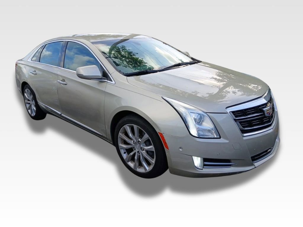 Used 2016 Cadillac XTS Luxury FWD image 2