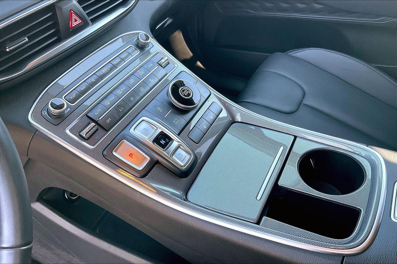 Used 2023 Hyundai Santa Fe XRT image 13