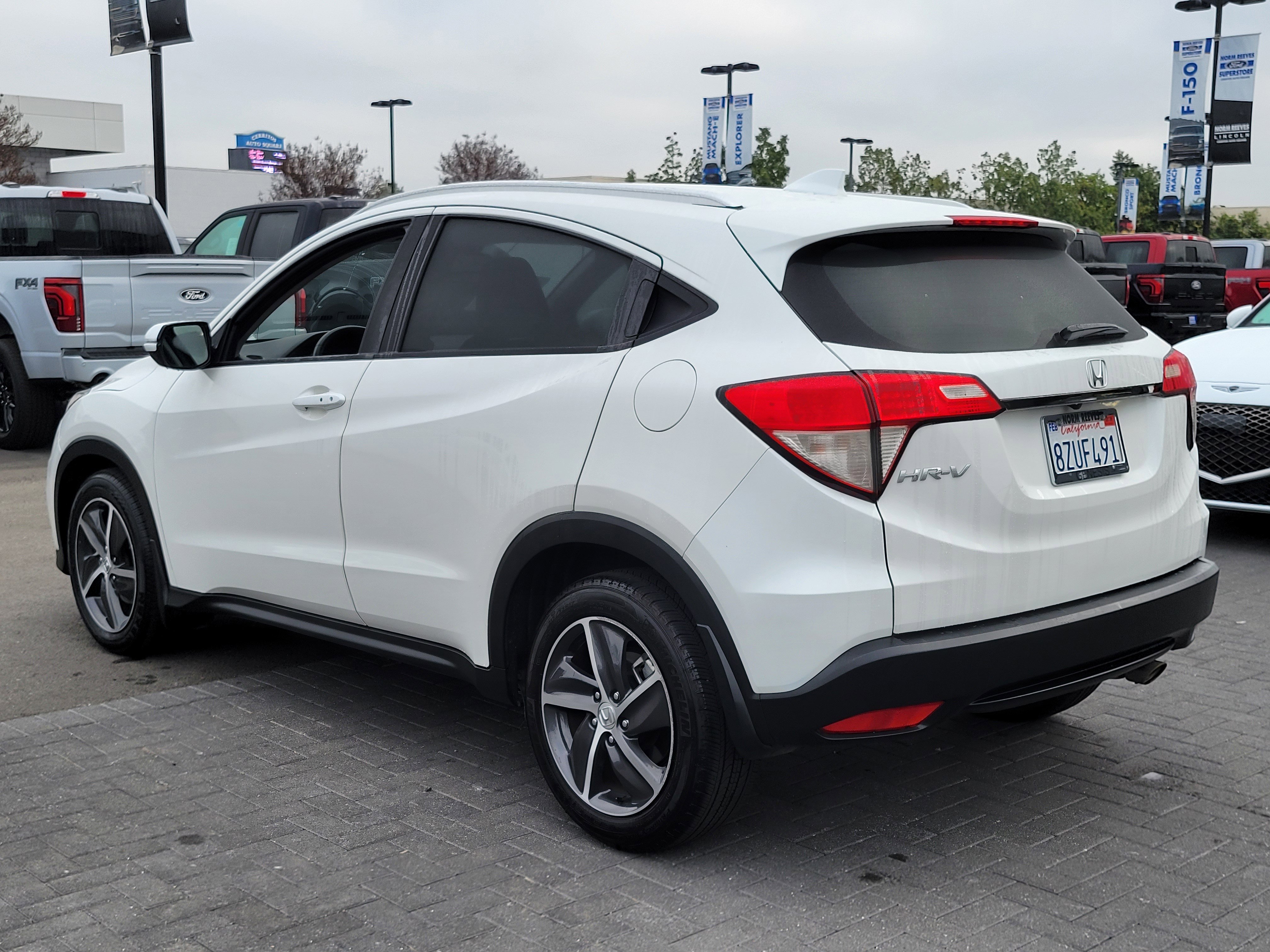 Used 2022 Honda HR-V EX-L image 28