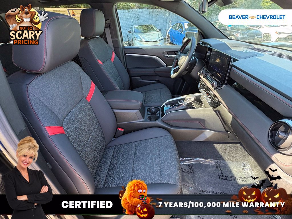 Used 2025 Chevrolet Colorado Z71 w/ Technology Package AWD/4WD image 31