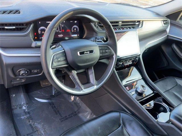 Used 2023 Jeep Grand Cherokee L Limited image 10