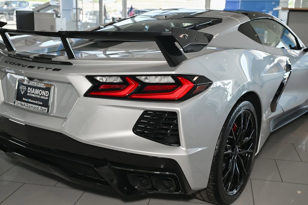 New 2026 Chevrolet Corvette Stingray Coupe w/ Z51 Performance Package RWD image 20