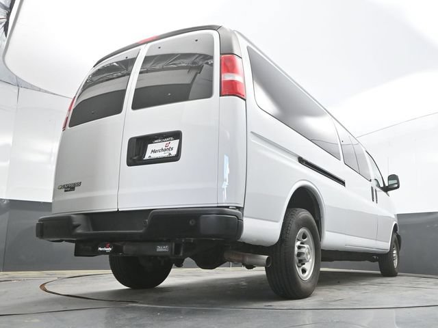 Used 2024 Chevrolet Express 3500 LS RWD image 37