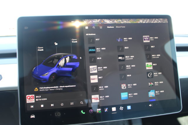 Used 2023 Tesla Model Y Performance AWD/4WD image 23