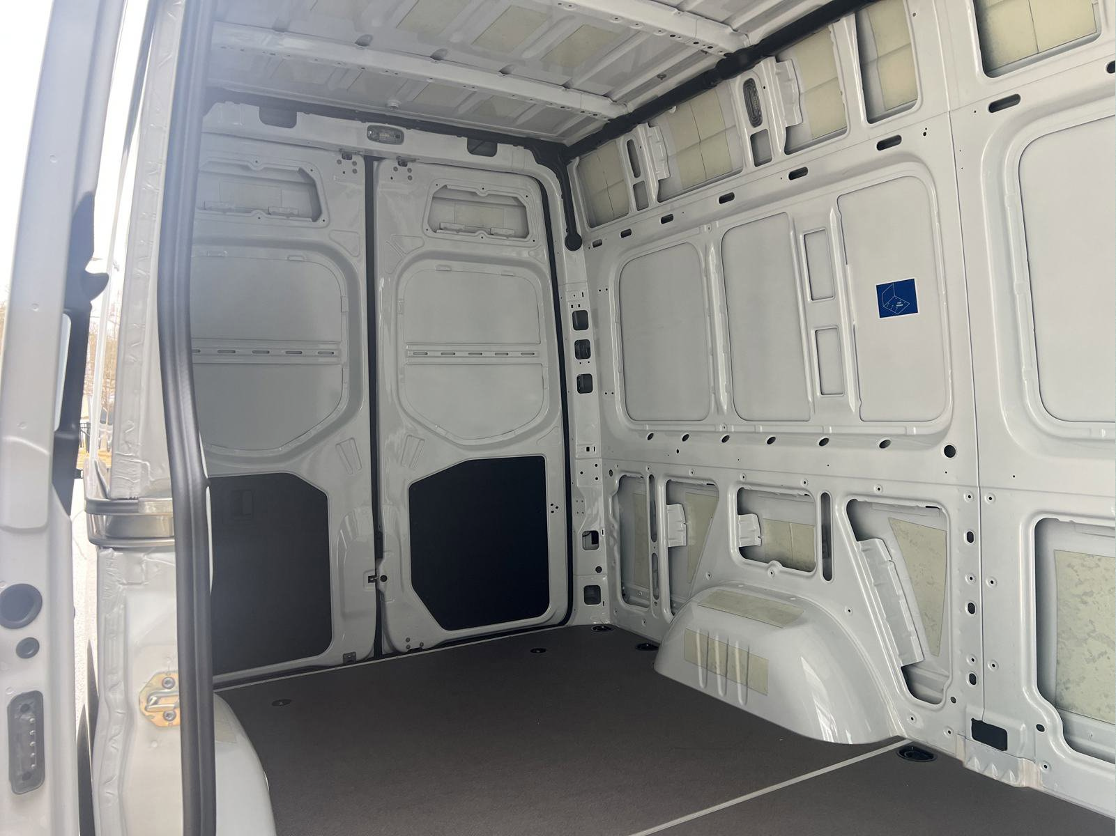 New 2025 Mercedes-Benz Sprinter 2500 image 13