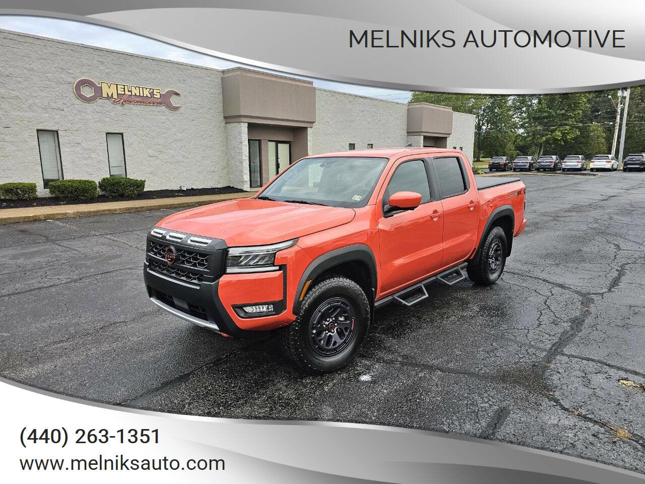 Used 2025 Nissan Frontier PRO-4X w/ Pro Convenience Package image 1