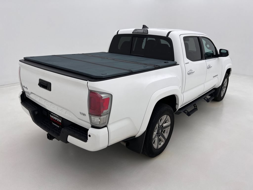 Used 2019 Toyota Tacoma Limited AWD/4WD image 7