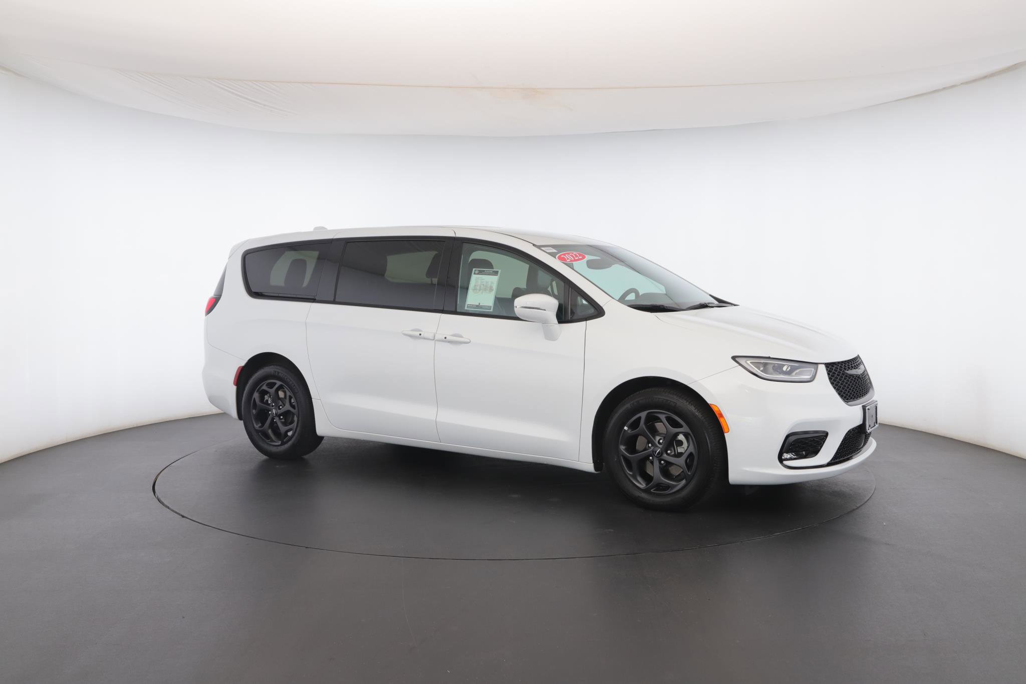Used 2022 Chrysler Pacifica Touring-L w/ S Appearance Package image 33