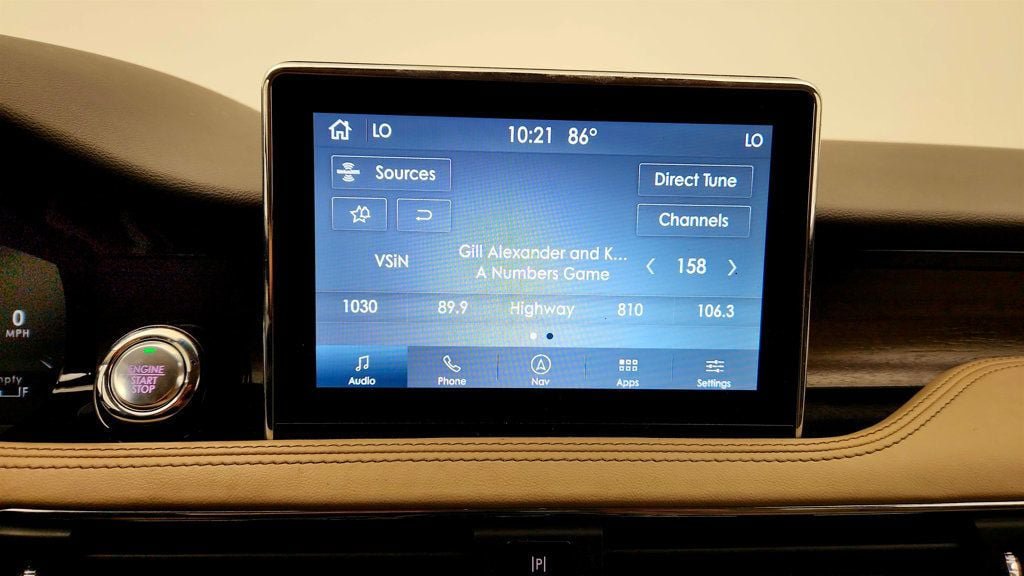Used 2022 Lincoln Corsair Reserve w/ Luxury Package AWD/4WD image 18