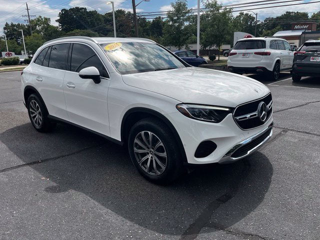 Used 2024 Mercedes-Benz GLC 300 4MATIC image 38
