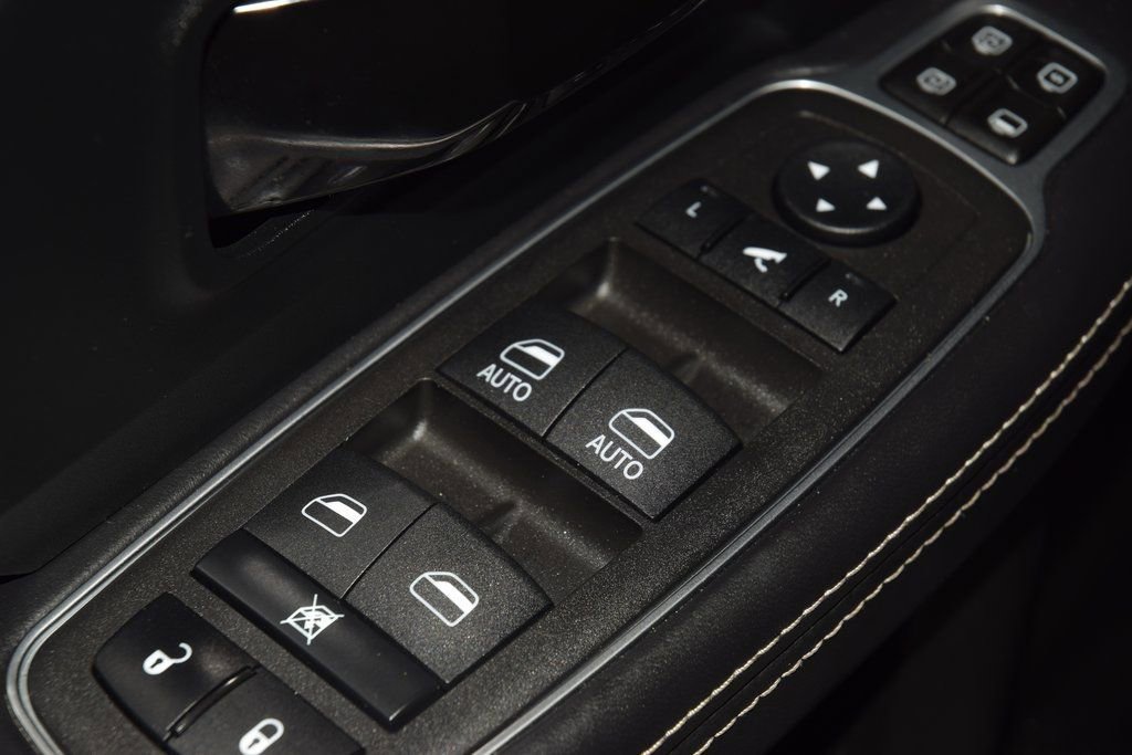 Used 2023 RAM 2500 Limited AWD/4WD image 51