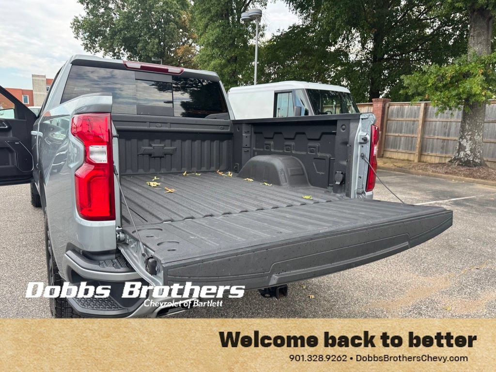 Used 2025 Chevrolet Silverado 1500 RST AWD/4WD image 37