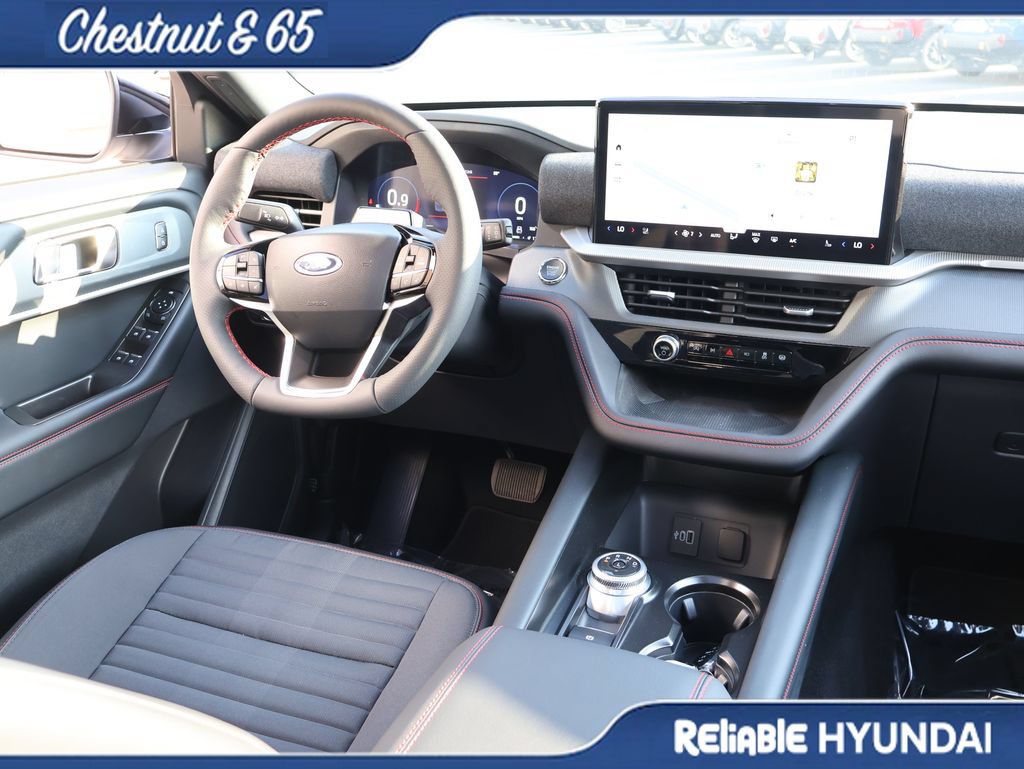 Used 2026 Ford Explorer ST-Line AWD/4WD image 14