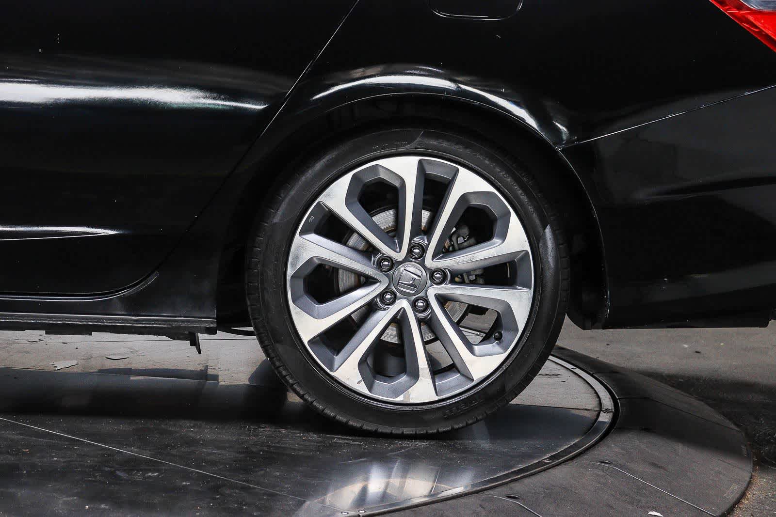 Used 2013 Honda Accord Sport image 10