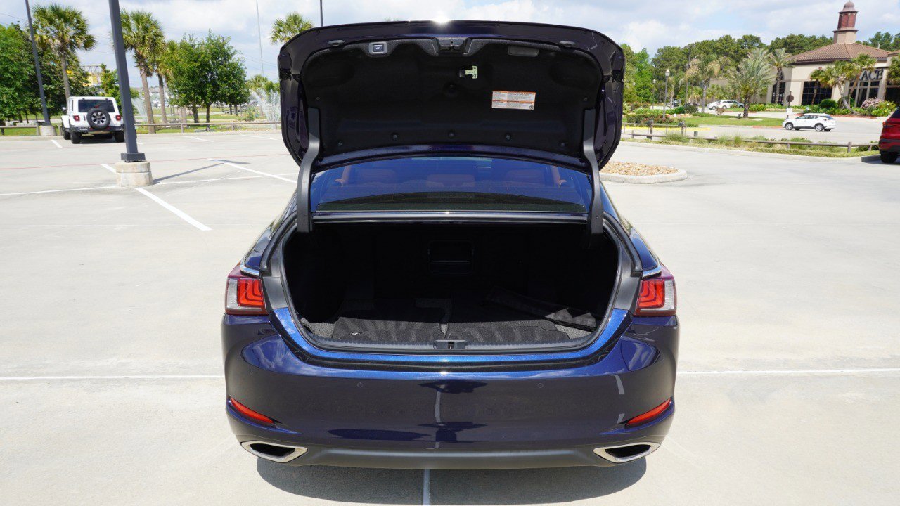 Used 2024 Lexus ES 350 w/ Premium Package image 35