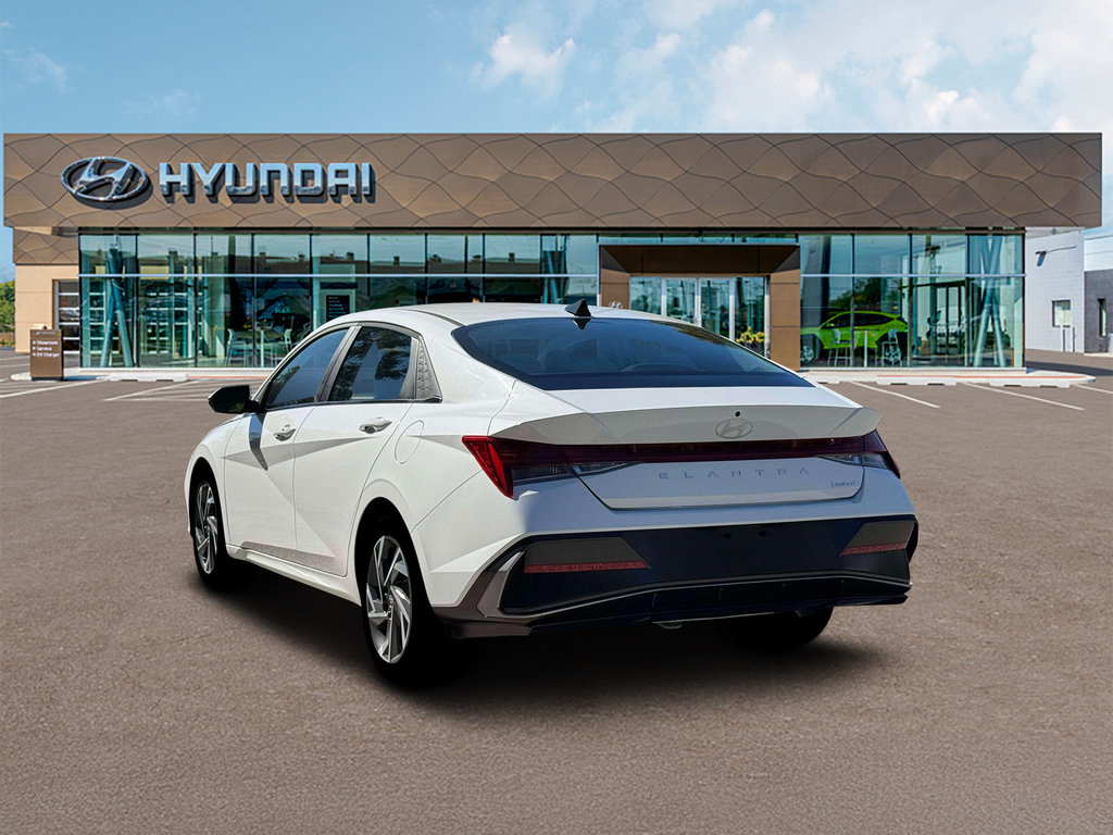New 2026 Hyundai Elantra Limited FWD image 5