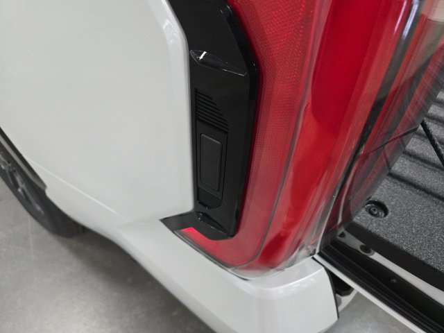 New 2026 Toyota Tundra Platinum AWD/4WD image 17