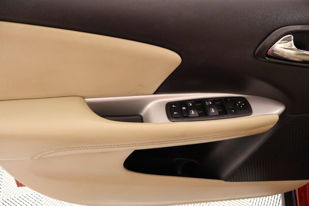 Used 2020 Dodge Journey SE w/ SE Popular Equipment Group image 14