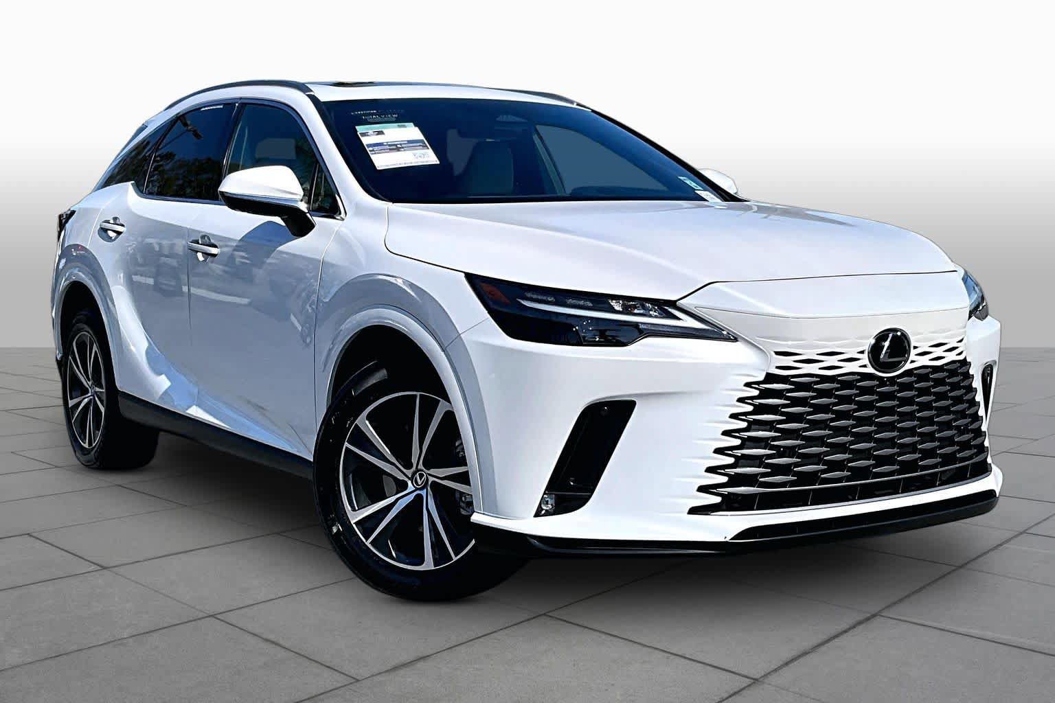 Used 2023 Lexus RX 350 Premium w/ Accessory Package FWD image 2