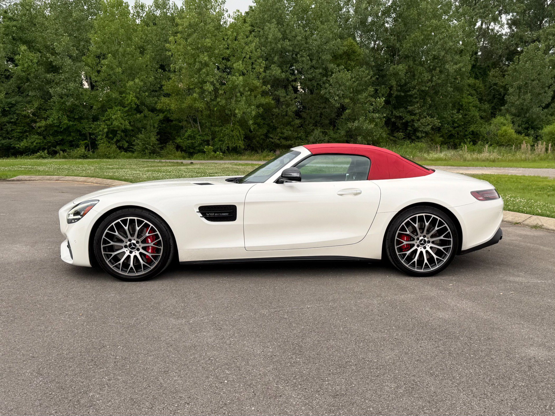 Used 2020 Mercedes-Benz AMG GT Roadster image 11