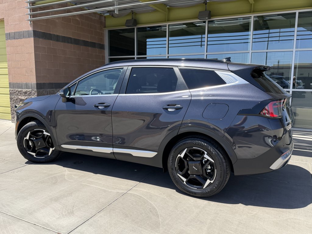 Used 2026 Kia Sportage EX w/ EX Panorama Roof Package FWD image 5