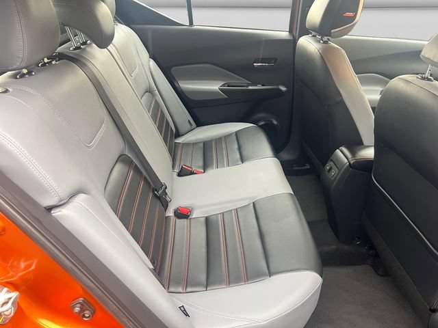 Used 2024 Nissan Kicks SR w/ SR Premium Package FWD image 17