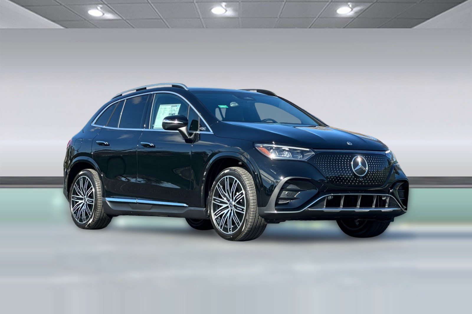 New 2026 Mercedes-Benz EQE 320 4MATIC SUV image 6