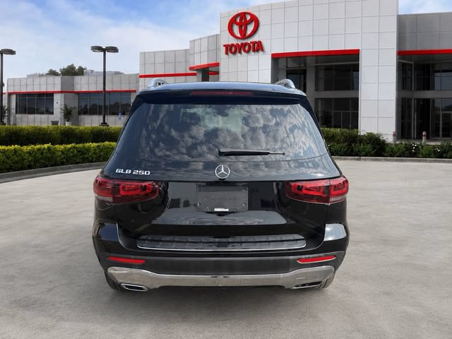 Used 2022 Mercedes-Benz GLB 250 image 6