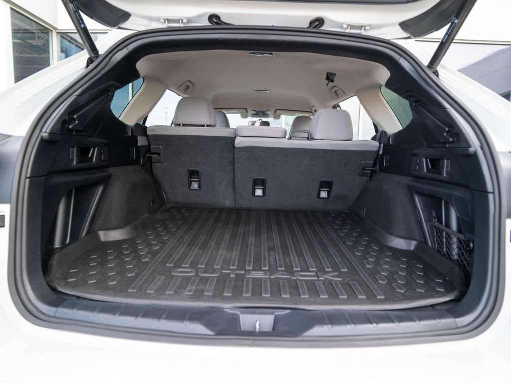 Used 2022 Subaru Outback Premium image 31